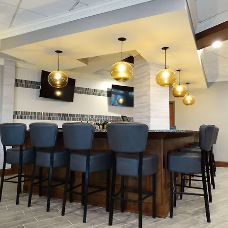 Best Western Premier Airport/Expo Center Hotel 