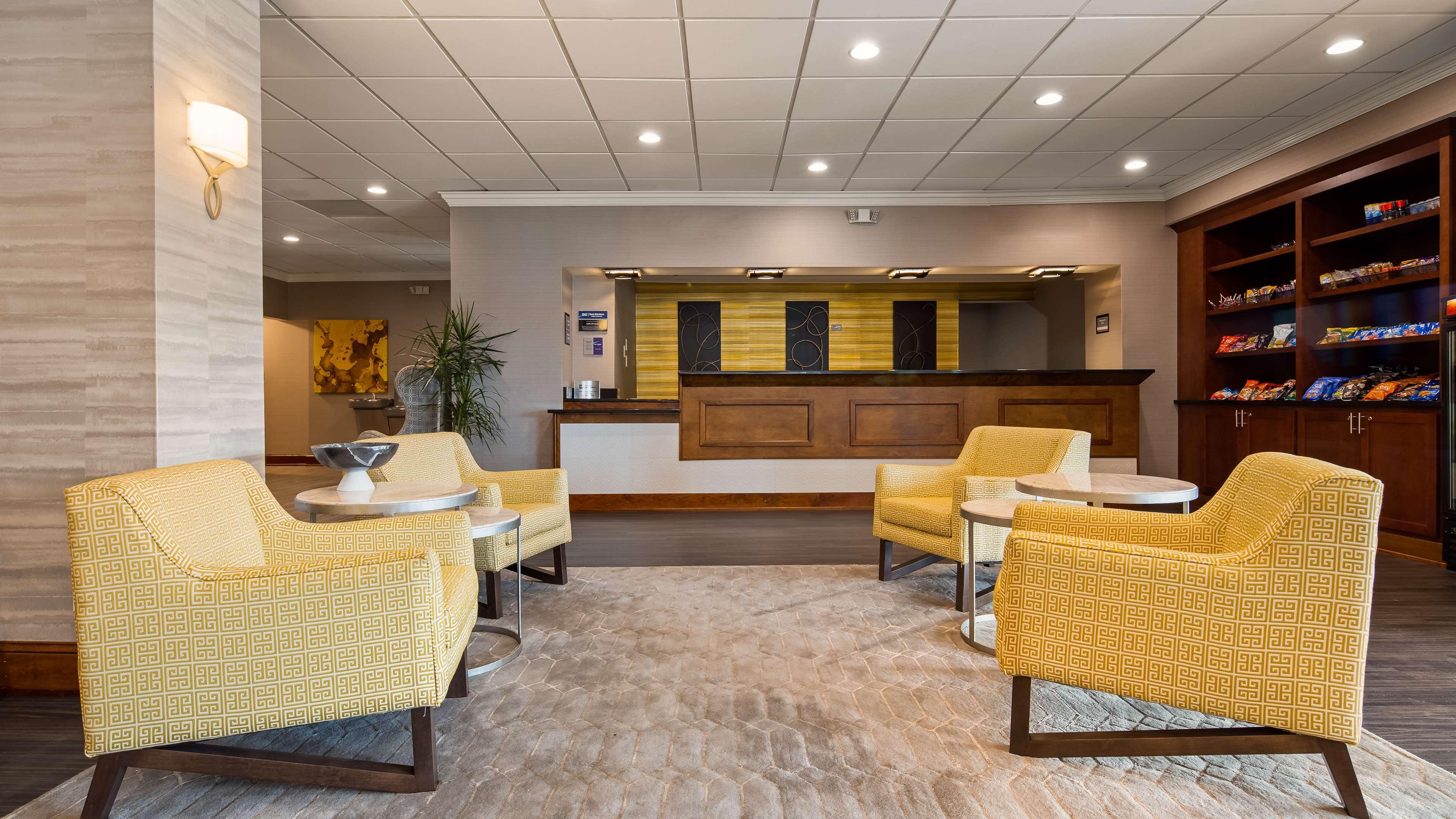 Western Premier Airport/expo Center Hotel