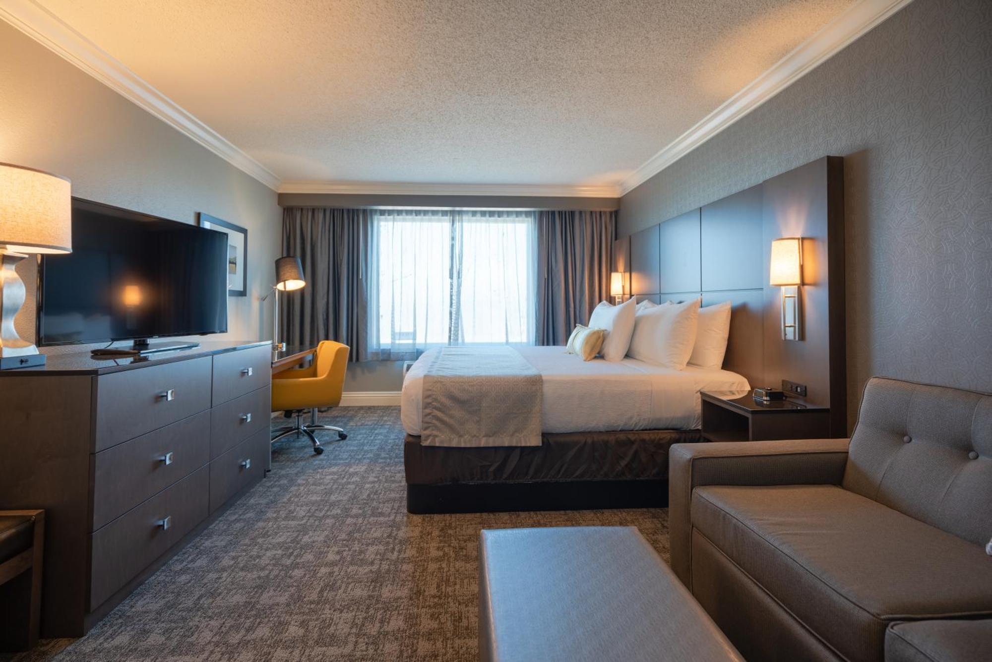 Hotel Western Premier Airport/expo Center