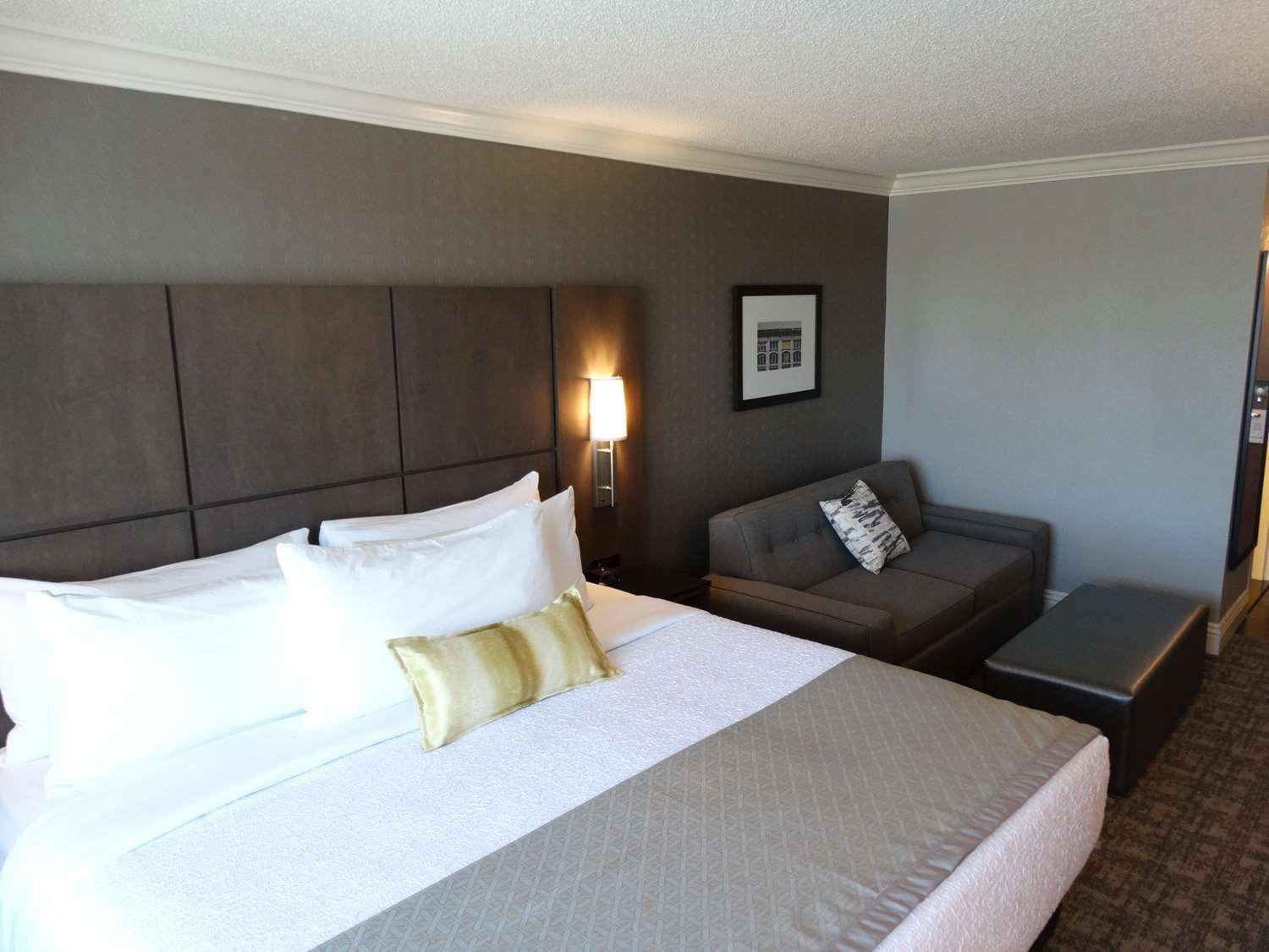 Western Premier Airport/expo Center Hotel Louisville
