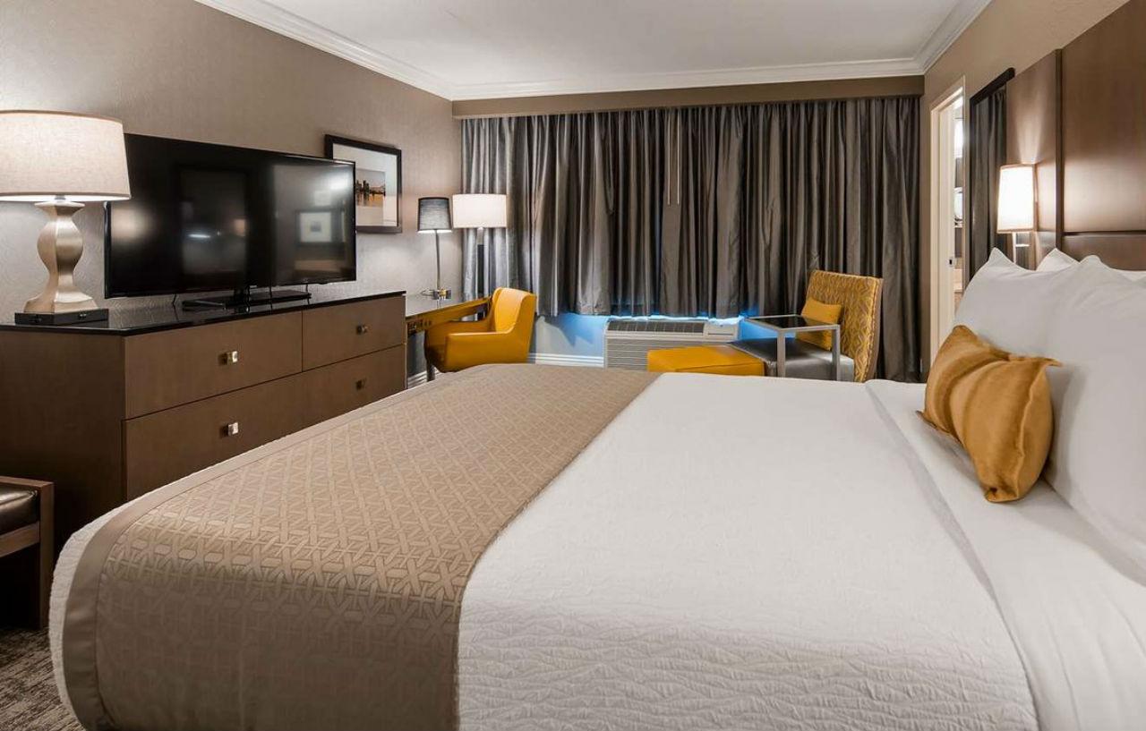 Western Premier Airport/expo Center 4* Louisville